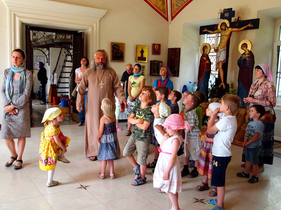 Знакомство детей с устройством храма