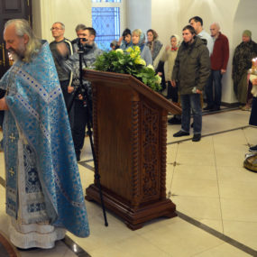 Богослужение в в Свято-Никольском храме села Макарово