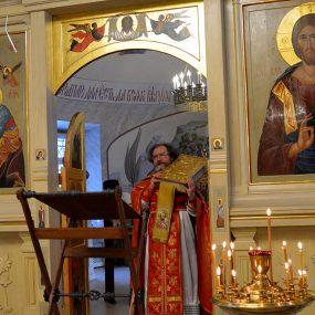 6 февраля 2022 года. В Свято-Никольском храме в селе Макарово в день памяти новомучеников и исповедников служилась Божественная Литургия.