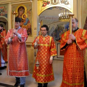 Праздничная Божественная Литургия 21 мая 2022 года в Никольском храме в селе Макарово.