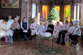 8 января 2023 года после Божественной Литургии в приходском доме Свято-Никольского храма в селе Макарово состоялся Рождественский концерт.