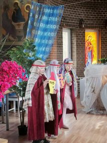 23 апреля 2023 года в Воскресной школе Свято-Никольского храма с. Макарово (г.о. Черноголовка) на Антипасху состоялся праздничный концерт «Пасхальная радость».
